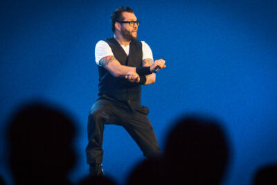 Alex Agnew - The Legend Ends @ Sportpaleis, picture 8, photographed by Tom Stessens - FrontView Magazine
