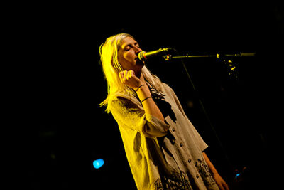 Warpaint @ AB, picture 2, photographed by Magali Decamps - FrontView Magazine