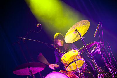 Warpaint @ AB, picture 6, photographed by Magali Decamps - FrontView Magazine