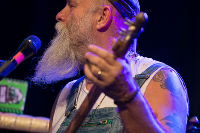 Seasick Steve @ Trix, picture 28, photographed by Steven Stausens - FrontView Magazine