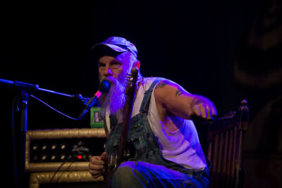 Seasick Steve @ Trix, picture 33, photographed by Steven Stausens - FrontView Magazine