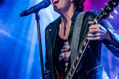Anneke Van Giersbergen @ Effenaar, picture 6, photographed by Edwin Houdevelt - FrontView Magazine