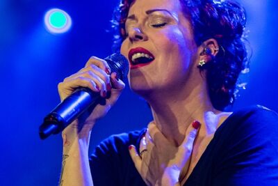 Anneke Van Giersbergen @ Effenaar, picture 20, photographed by Edwin Houdevelt - FrontView Magazine