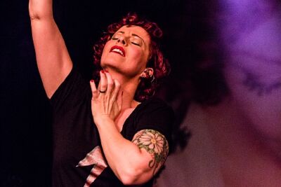 Anneke Van Giersbergen @ Effenaar, picture 24, photographed by Edwin Houdevelt - FrontView Magazine
