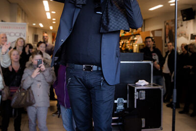 Gordon @ Berk Music Eindhoven en Saturn Tilburg, picture 17, photographed by Elke Briers - FrontView Magazine