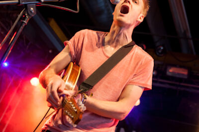 Skinny Lister @ Vans Warped Tour NL, picture 2, photographed by Dorien Goetschalckx - FrontView Magazine