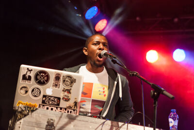 Watsky & Wax @ Vans Warped Tour NL, picture 14, photographed by Dorien Goetschalckx - FrontView Magazine