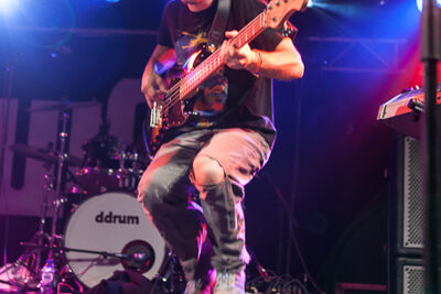 Watsky & Wax @ Vans Warped Tour NL, picture 18, photographed by Dorien Goetschalckx - FrontView Magazine
