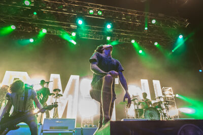 Bring Me The Horizon @ 013, foto 11, foto's door Dorien Goetschalckx - FrontView Magazine