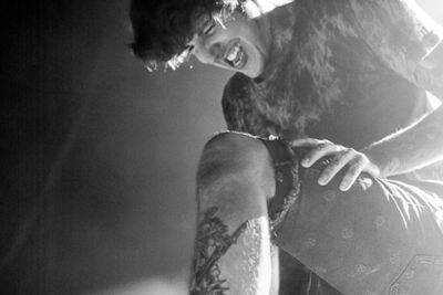 Bring Me The Horizon @ 013, foto 13, foto's door Dorien Goetschalckx - FrontView Magazine