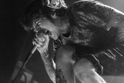Bring Me The Horizon @ 013, foto 15, foto's door Dorien Goetschalckx - FrontView Magazine