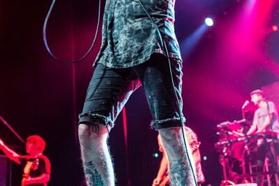 Bring Me The Horizon @ AB Brussel, picture 24, photographed by Edwin Houdevelt - FrontView Magazine