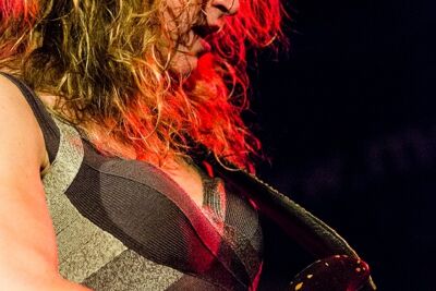 Ana Popovic @ Muziekodroom, picture 2, photographed by Edwin Houdevelt - FrontView Magazine