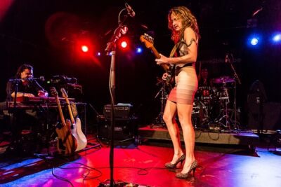 Ana Popovic @ Muziekodroom, picture 4, photographed by Edwin Houdevelt - FrontView Magazine