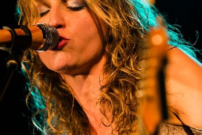 Ana Popovic @ Muziekodroom, picture 23, photographed by Edwin Houdevelt - FrontView Magazine