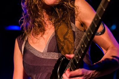 Ana Popovic @ Muziekodroom, picture 33, photographed by Edwin Houdevelt - FrontView Magazine