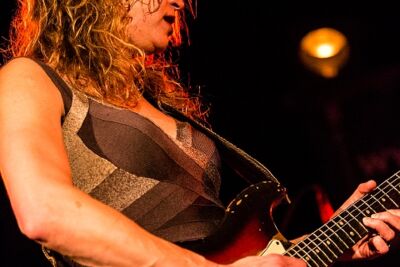 Ana Popovic @ Muziekodroom, picture 44, photographed by Edwin Houdevelt - FrontView Magazine