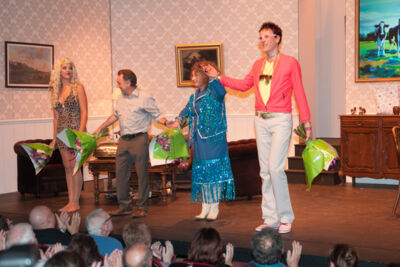 Première Komen (vr)eten @ Fakkelteater, picture 27, photographed by Dimitri Vanlommel - FrontView Magazine