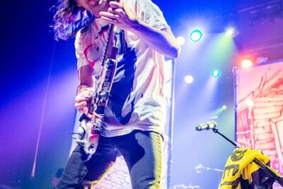 Pierce The Veil @ AB Brussel, picture 14, photographed by Edwin Houdevelt - FrontView Magazine