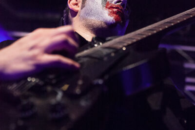 Deadly Circus Fire @ 013, picture 10, photographed by Dorien Goetschalckx - FrontView Magazine