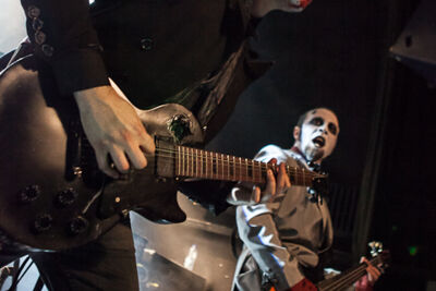 Deadly Circus Fire @ 013, picture 18, photographed by Dorien Goetschalckx - FrontView Magazine