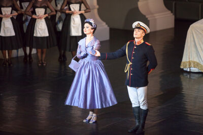 Matthew Bourne's Swan Lake @ Stadsschouwburg, picture 8, photographed by Koen Rondelez - FrontView Magazine