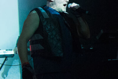 Front 242 @ De Casino, picture 7, photographed by Davy Vissers - FrontView Magazine