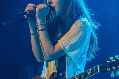 Haim @ Trix, picture 14, photographed by Edwin Houdevelt - FrontView Magazine
