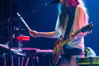 Haim @ Trix, picture 24, photographed by Edwin Houdevelt - FrontView Magazine
