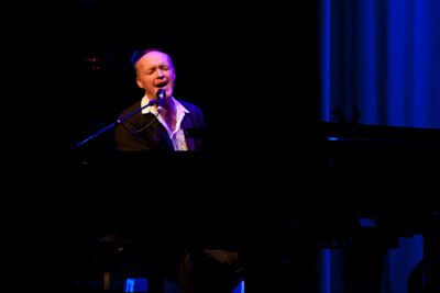Stef Bos & Band @ de Warande, picture 9, photographed by Carine Wouters - FrontView Magazine