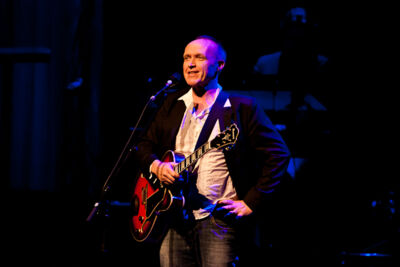 Stef Bos & Band @ de Warande, picture 17, photographed by Carine Wouters - FrontView Magazine