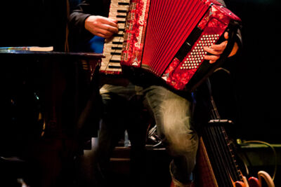 Stef Bos & Band @ de Warande, picture 25, photographed by Carine Wouters - FrontView Magazine
