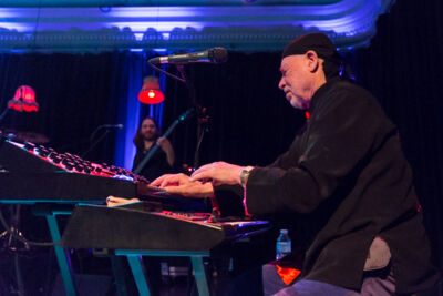 The Grandmothers of Invention @ De Casino Sint-Niklaas, picture 27, photographed by Guy Danneels - FrontView Magazine