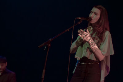 Chrysta Bell @ CC Evergem, picture 5, photographed by Walter Grimm - FrontView Magazine