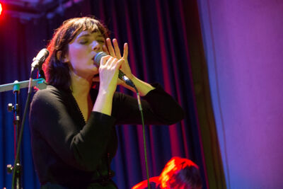 Sarah Blasko @ Het Depot, picture 4, photographed by Kurt Jacobs - FrontView Magazine