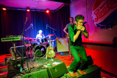 The Rhythm Junks @ Het Depot, picture 7, photographed by Kurt Jacobs - FrontView Magazine