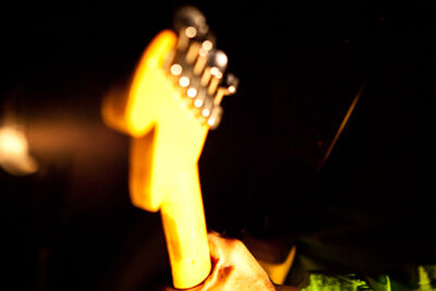 De Raggende Manne @ 013, picture 1, photographed by Gunter Van Hoye - FrontView Magazine