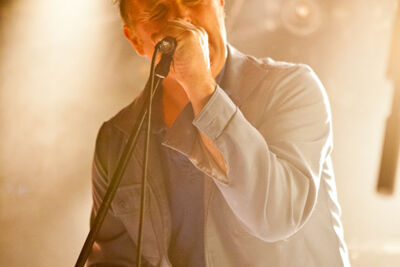 De Raggende Manne @ 013, picture 4, photographed by Gunter Van Hoye - FrontView Magazine
