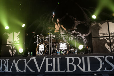 Black Veil Brides @ Trix, picture 1, photographed by Dorien Goetschalckx - FrontView Magazine
