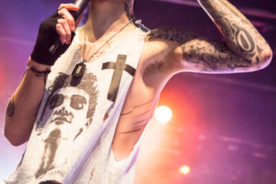 Black Veil Brides @ Trix, picture 23, photographed by Dorien Goetschalckx - FrontView Magazine