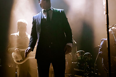 Guus Meeuwis - Het Kan Hier Zo Mooi Zijn @ 013, picture 6, photographed by Elke Briers - FrontView Magazine