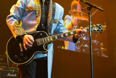 Golden years 25th edition @ sportpaleis, picture 1, photographed by Steven Stausens - FrontView Magazine