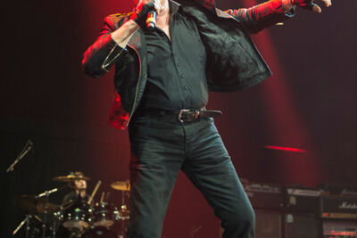 Golden years 25th edition @ sportpaleis, picture 13, photographed by Steven Stausens - FrontView Magazine