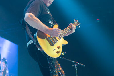 Golden years 25th edition @ sportpaleis, picture 69, photographed by Steven Stausens - FrontView Magazine