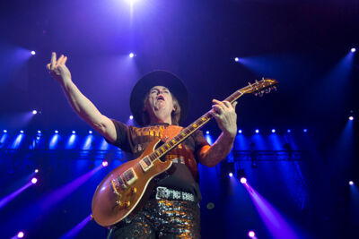 Golden years 25th edition @ sportpaleis, picture 83, photographed by Steven Stausens - FrontView Magazine