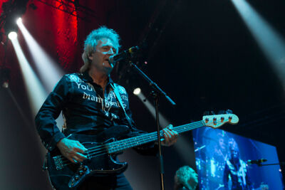 Golden years 25th edition @ sportpaleis, picture 93, photographed by Steven Stausens - FrontView Magazine