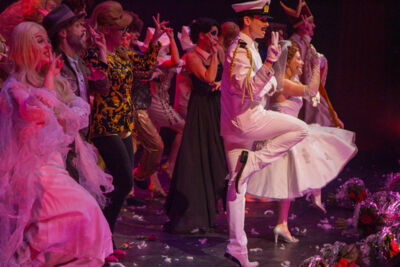 Assepoester - Het Tamelijk Ware Verhaal @ Stadsschouwburg Antwerpen, foto 32, foto's door FrontView Magazine