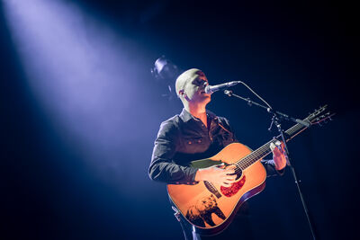 Milow - Homecoming Christmas Concert @ Het Depot, foto 3, foto's door Elke Briers - FrontView Magazine