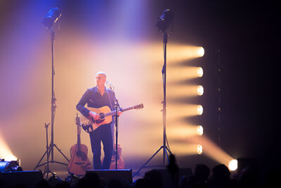 Milow - Homecoming Christmas Concert @ Het Depot, foto 19, foto's door Elke Briers - FrontView Magazine