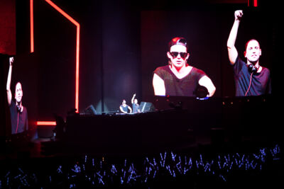 Dimitri Vegas & Like Mike @ Sportpaleis, picture 4, photographed by Jef Matthee - FrontView Magazine